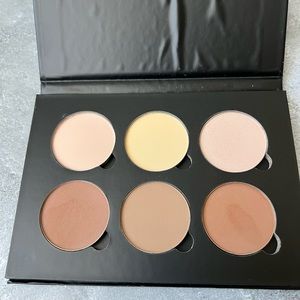 Anastasia Beverly Hills Contour Kit